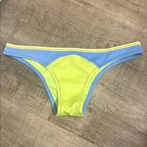 Victoria’s Secret the classic Itsy bikini bottoms size L